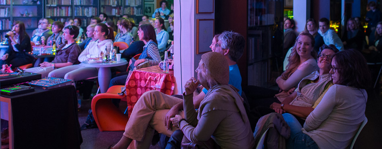 ST_Poetry-in-Motion_D80-0970